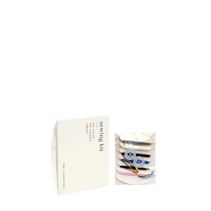 Set Cucito in astuccio di cartone color crema
