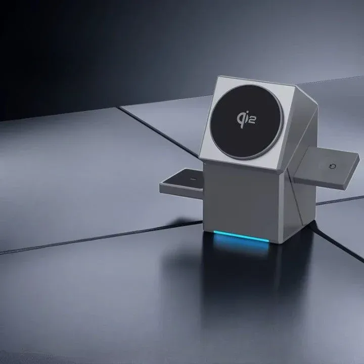 Power Hub Rotating Station 3in1 Wireless Charger - Image 0