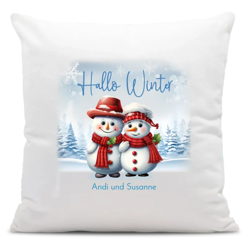 Bild: Personalisiertes Weihnachts-Kissen - Hallo Winter mit süße Schneemänner, Winterwelt und Wunschtext, Namen.