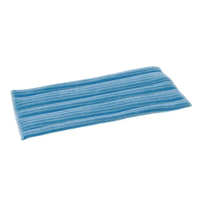Der TASKI Jonmaster Standard Damp Mop Klett-Mikrofaserbezüge von Diversey Deutschland GmbH & Co. OHG ist ein rechteckiges blaues Mikrofaser-Reinigungspad mit dünnen weißen Streifen, das für eine effiziente Reinigung konzipiert ist und flach auf weißem Hintergrund abgebildet ist.