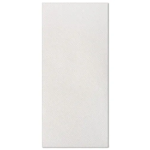Die 50 Servietten „ROYAL Collection“ 1/8-Falz, 40 x 40 cm, der PAPSTAR GmbH sind elegante weiße Servietten mit dezentem Muster – ideal für eine stilvoll gedeckte Tafel.