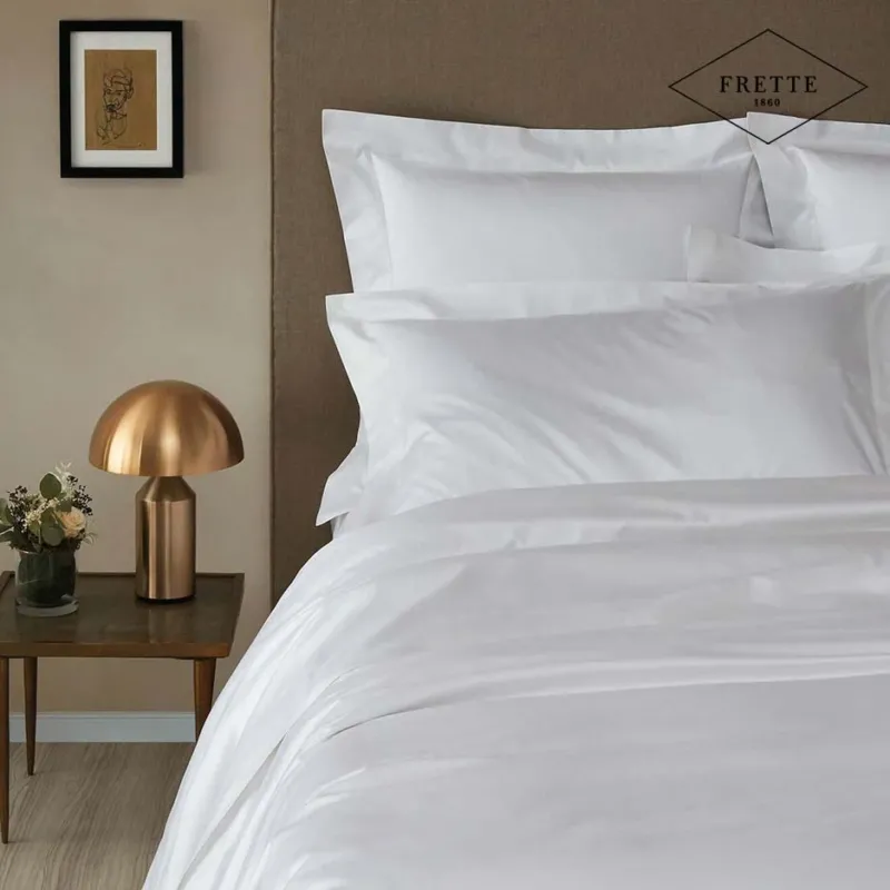 Federa in raso liscio 300 fili con 3 volani, cm 50x80 - Frette