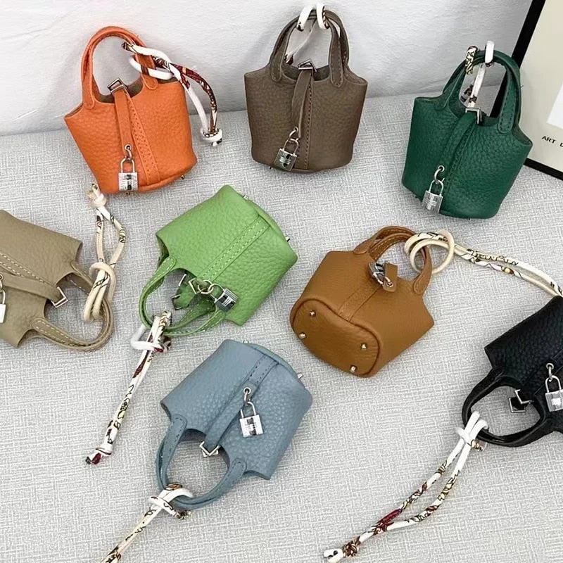 Cowhide Stylish Bag Airpods Case - Image 0