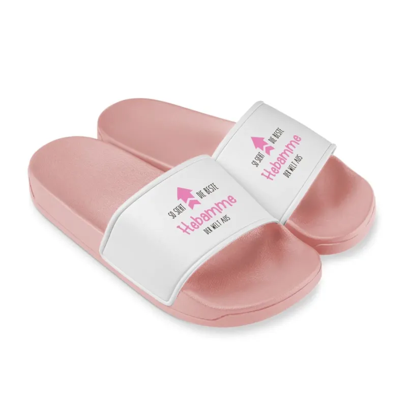 Bild: Badeschuhe - So sieht die beste Hebamme der Welt aus.