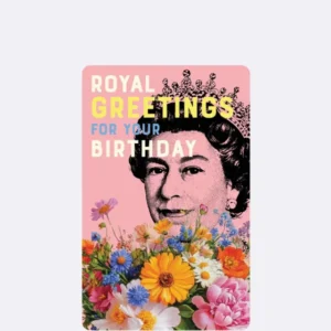 Postkarte mit schwarz-weißem Porträt einer Frau, Blumenmuster und Schriftzug "ROYAL GREETINGS FOR YOUR BIRTHDAY"