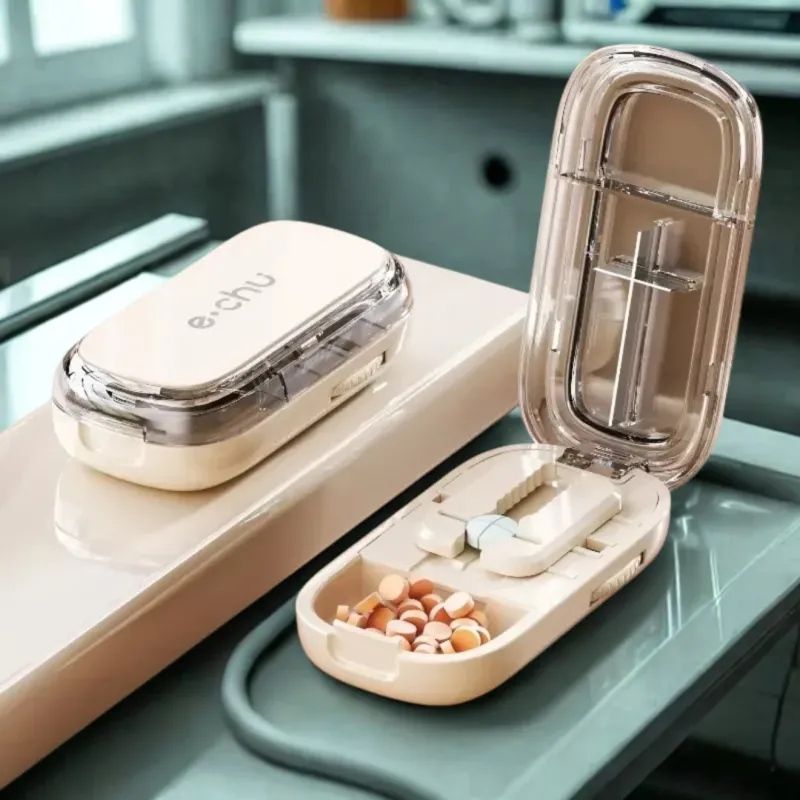 Pocket Size Dustproof Pill Cutter Organizer - Image 0