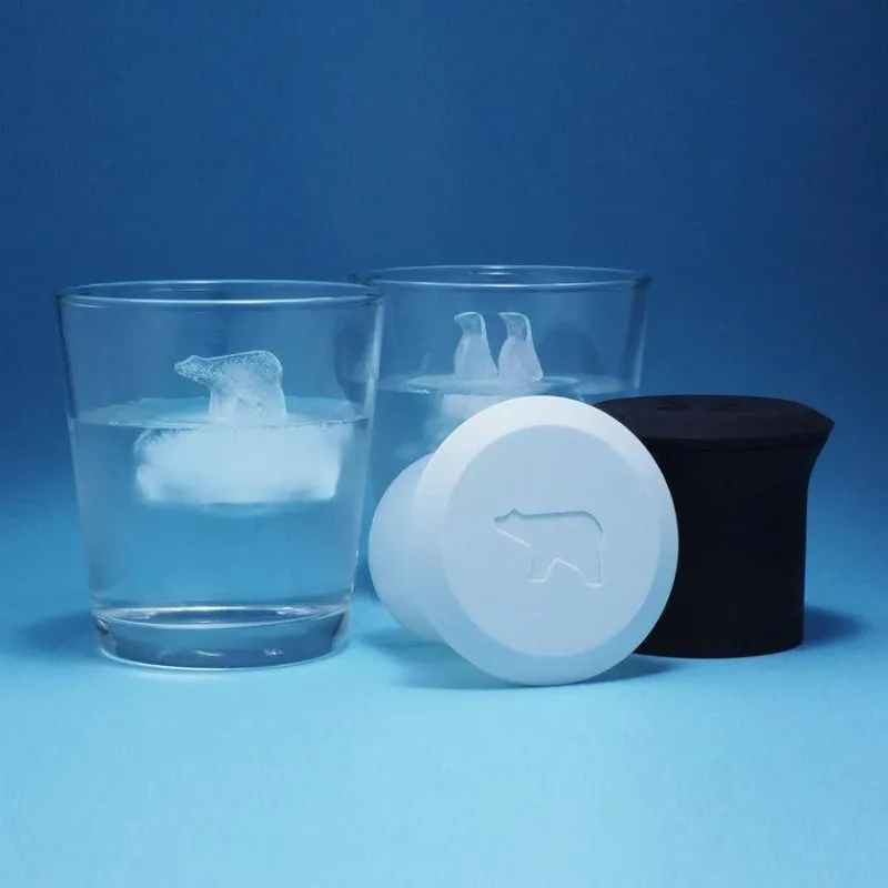 2pcs Polar Bear and Penguin Silicone Ice Cube Mold Maker - Image 0