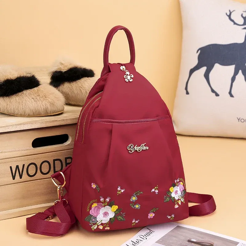 Adventure Buddy Oxford Travel Backpack - Image 0