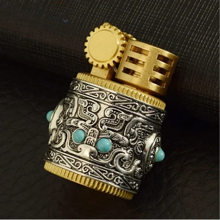 Retro Armor Mini Kerosene Lighter - Image 0